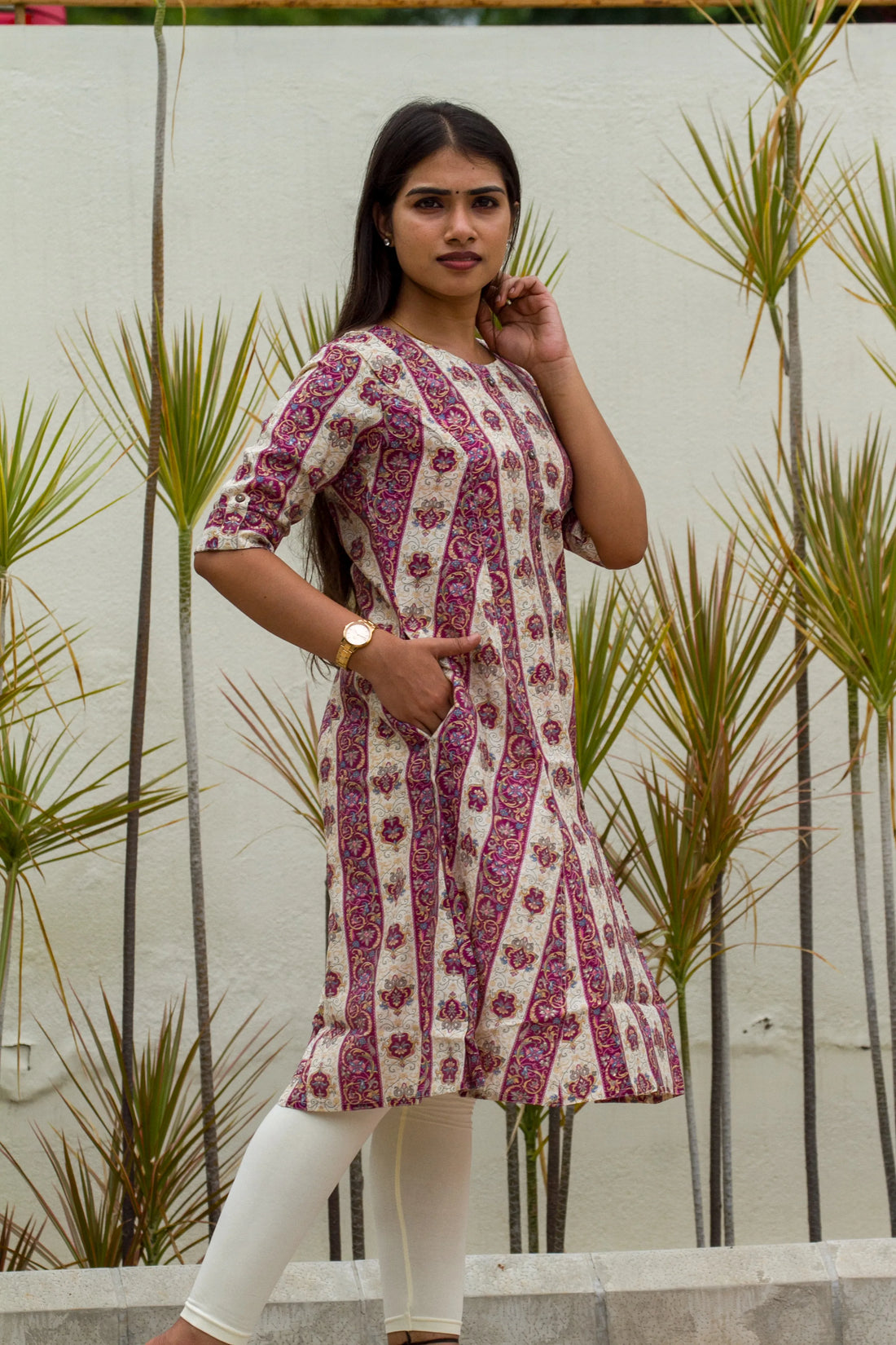 Tradiva Stripes Kurti