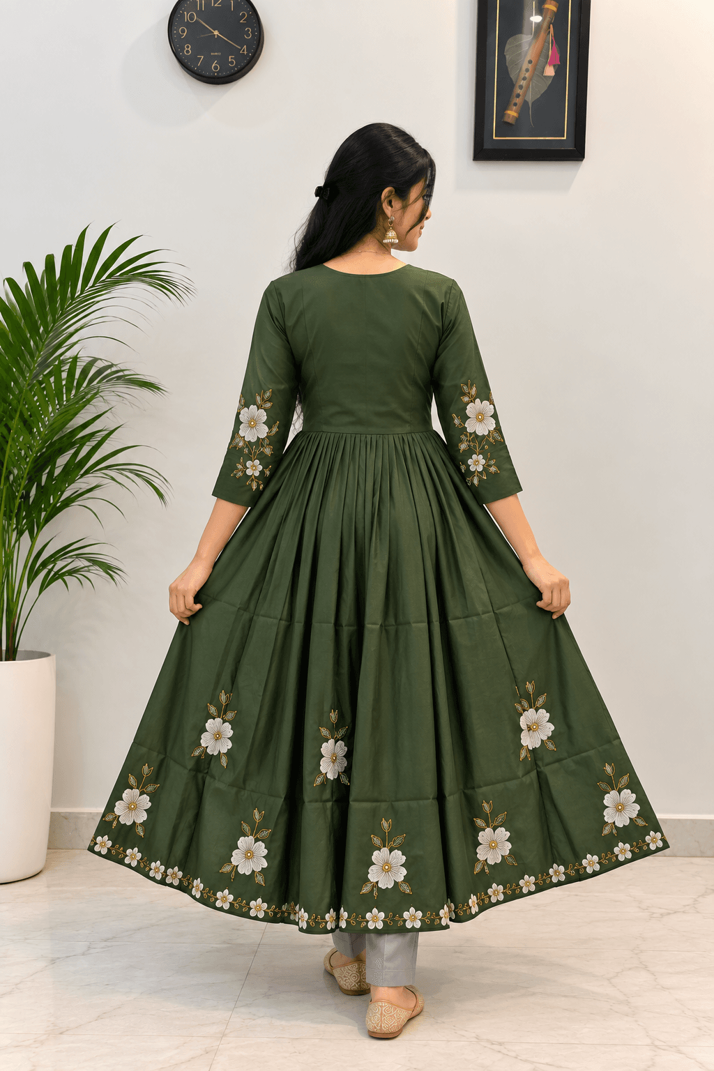 Dark Green Mulchanthri Flared Anarkali Kurti in Dark Green