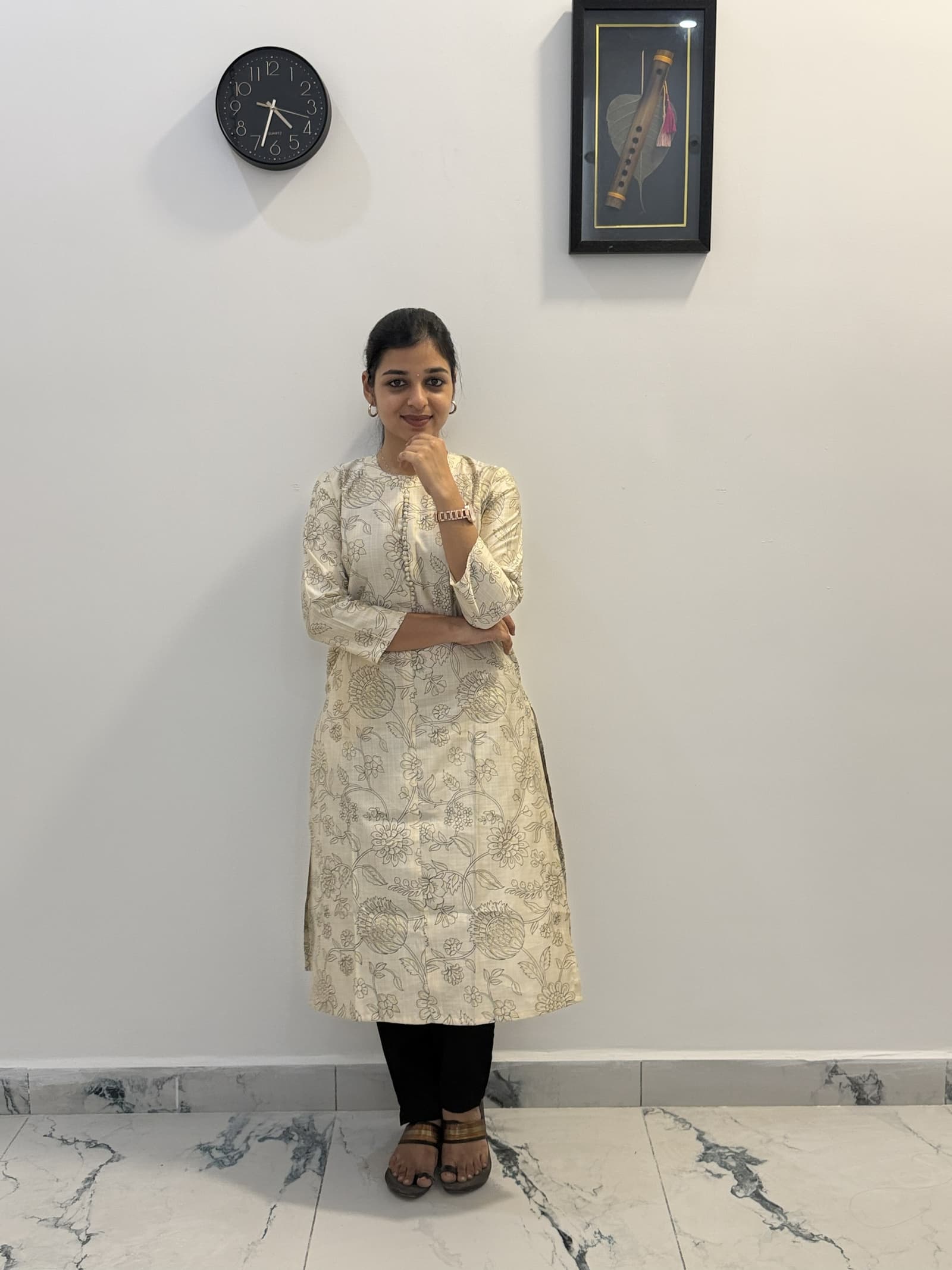 Vertican Floral Printed Kurti in Cream with Grey Floral Print  4