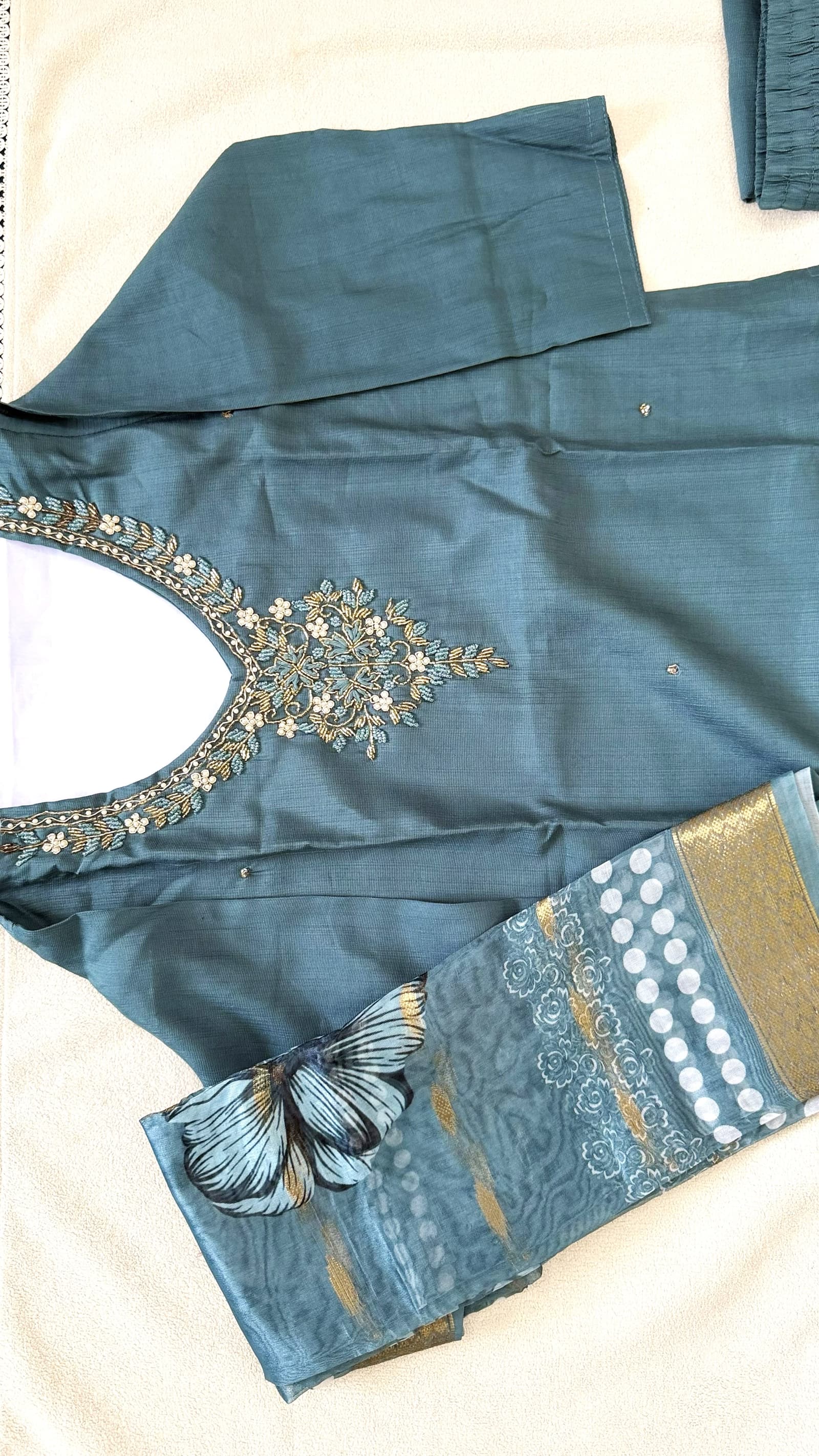 elegant Shimmer Tissue 3-piece set in a rich Teal Blue in Teal Blue