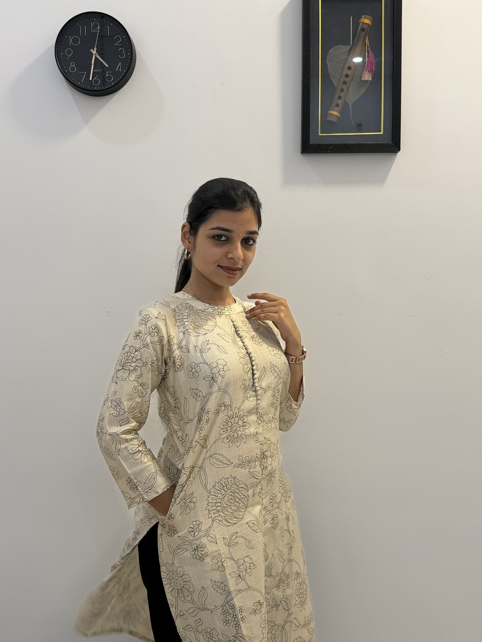 Vertican Floral Printed Kurti in Cream with Grey Floral Print  2