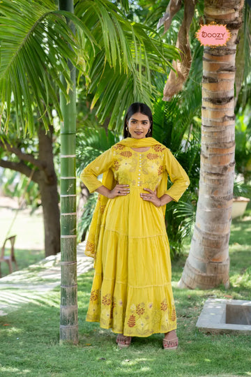 Sunlit Bloom Maxi Kurti set