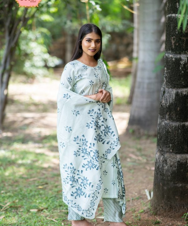 White Three Piece Set