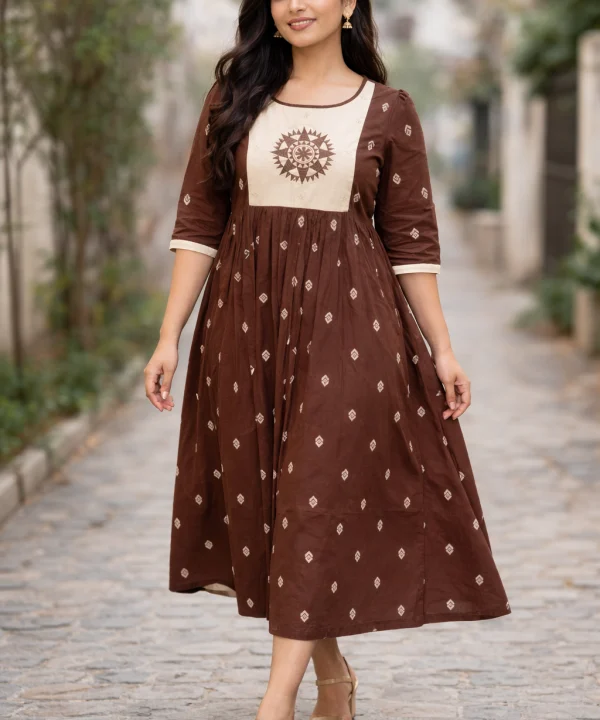 Chakra Embroidery handloom Kurt